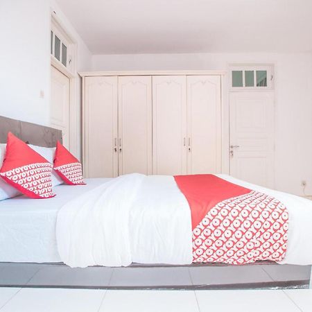 Capital O 332 Residence G17 Kemang Jacarta Exterior foto