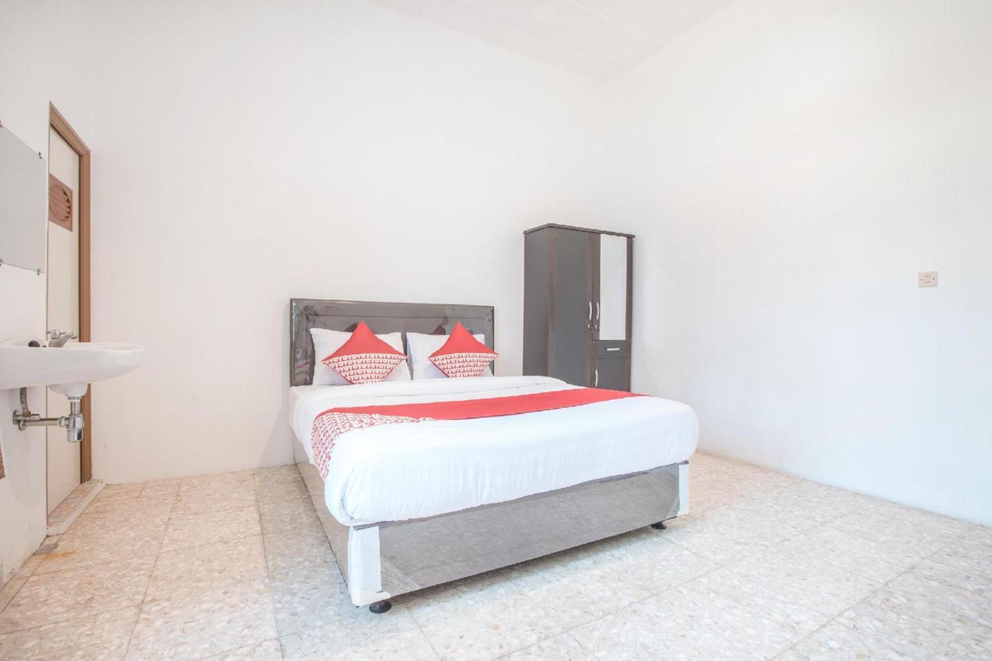 Capital O 332 Residence G17 Kemang Jacarta Exterior foto
