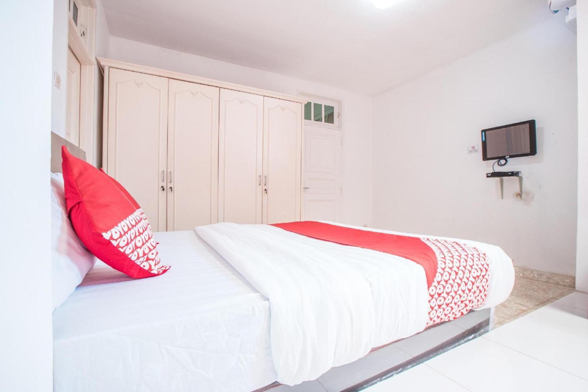Capital O 332 Residence G17 Kemang Jacarta Exterior foto