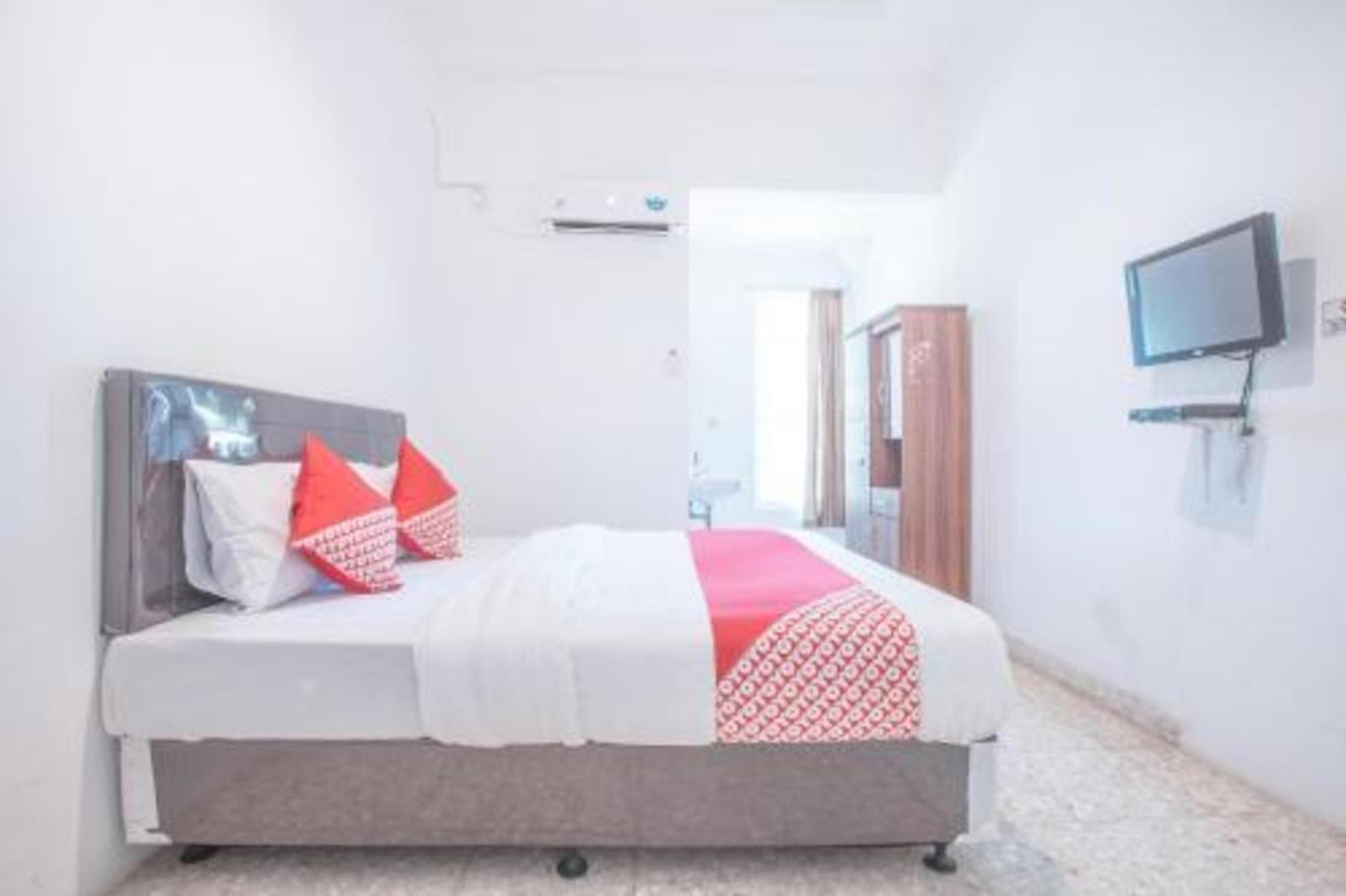 Capital O 332 Residence G17 Kemang Jacarta Exterior foto