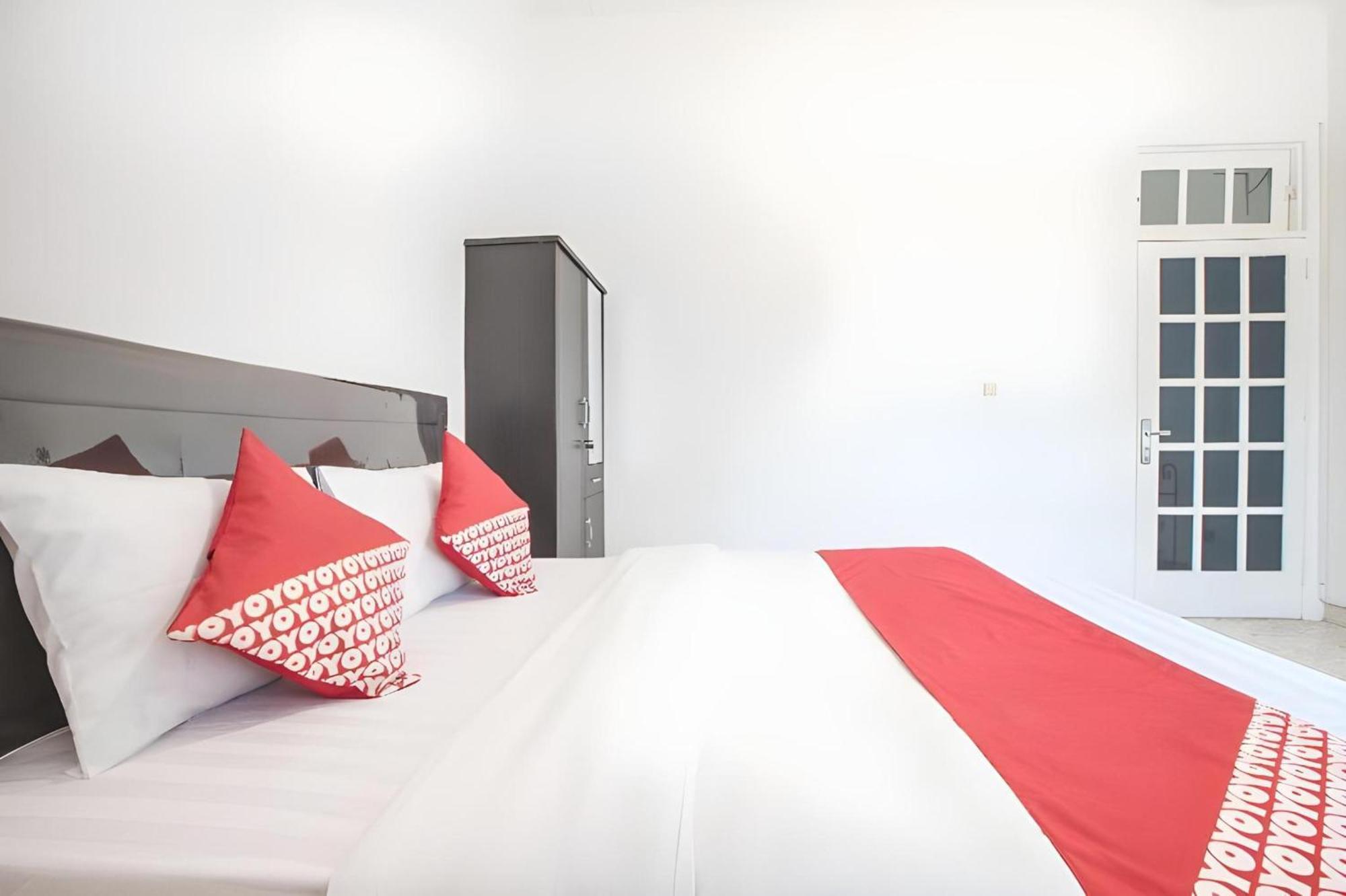 Capital O 332 Residence G17 Kemang Jacarta Exterior foto