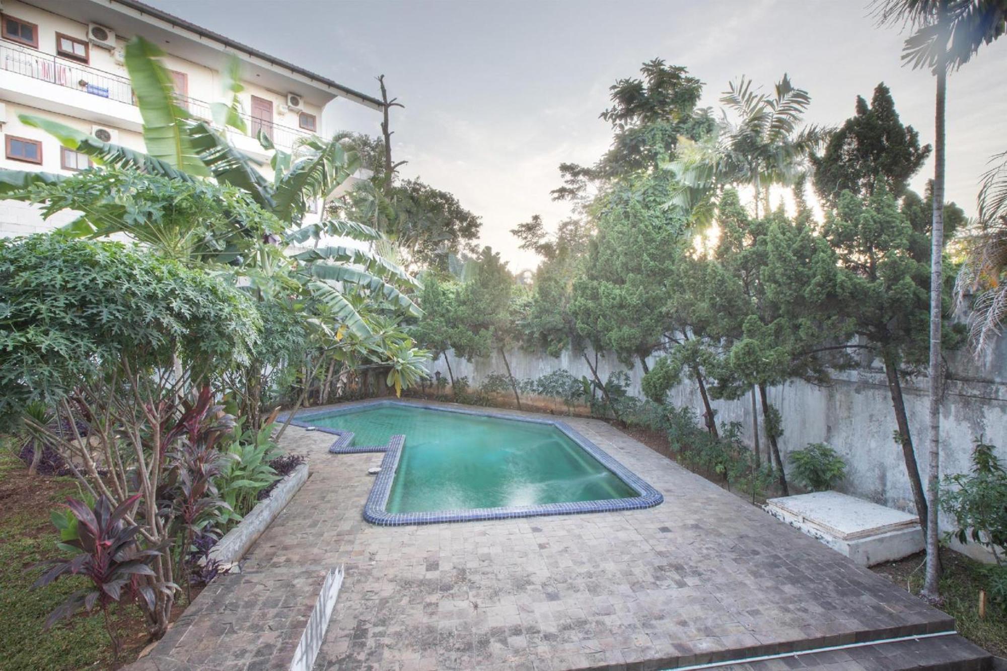 Capital O 332 Residence G17 Kemang Jacarta Exterior foto