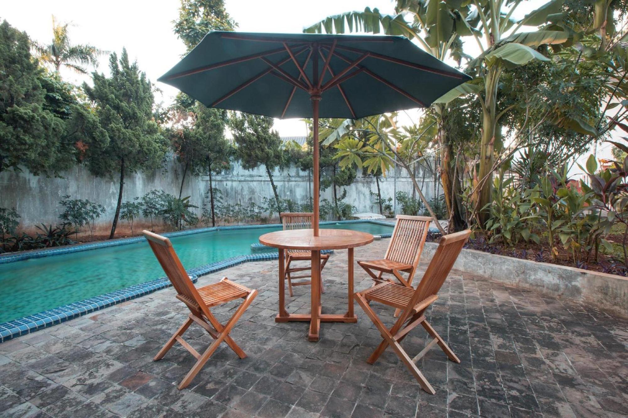 Capital O 332 Residence G17 Kemang Jacarta Exterior foto