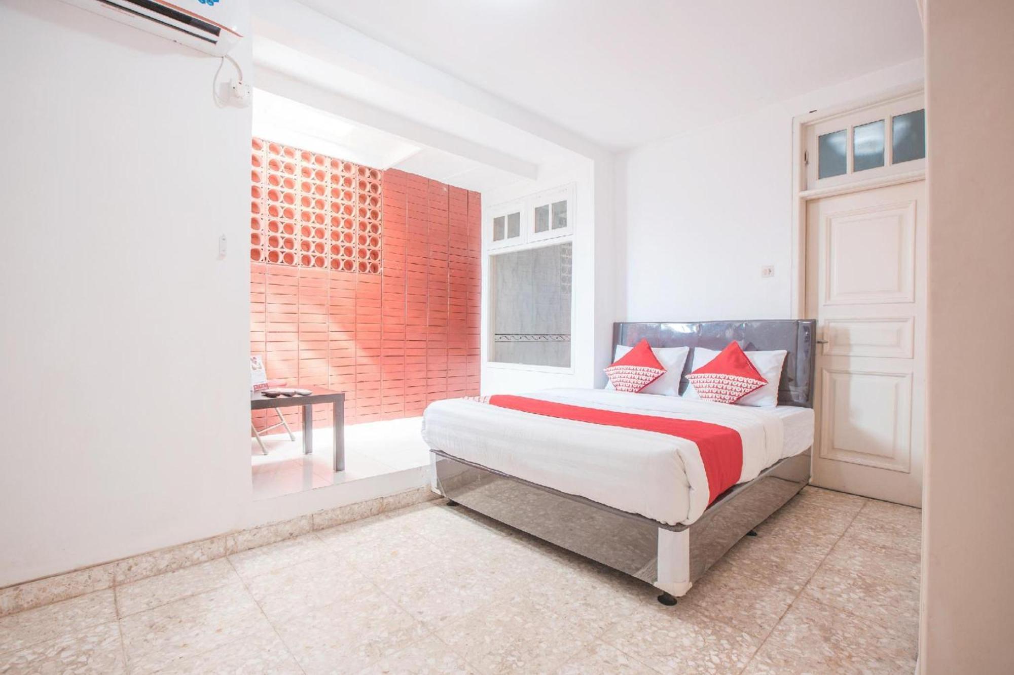 Capital O 332 Residence G17 Kemang Jacarta Exterior foto